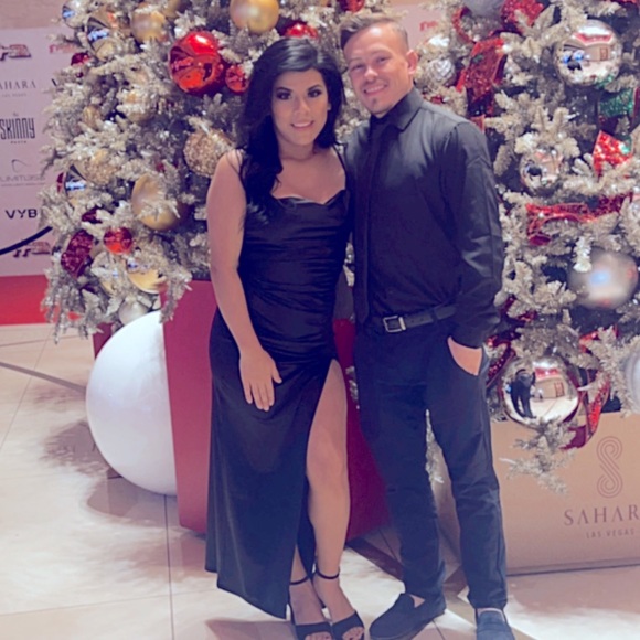 I'm LIVE! LUX ONLY! liked to be notified when I'm live! - Picture 5 of 9